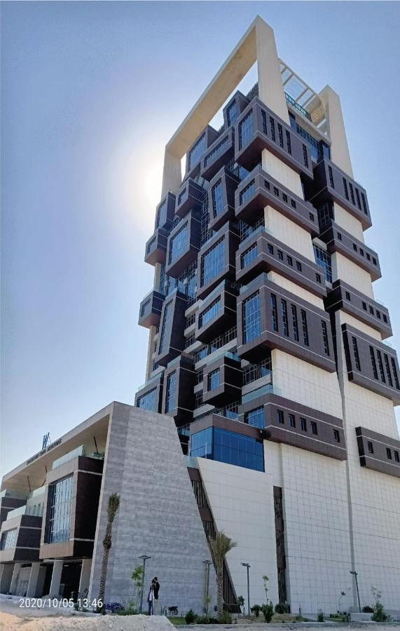Waterfront Hotel Apartment Lusail Exteriör bild The building in 2018