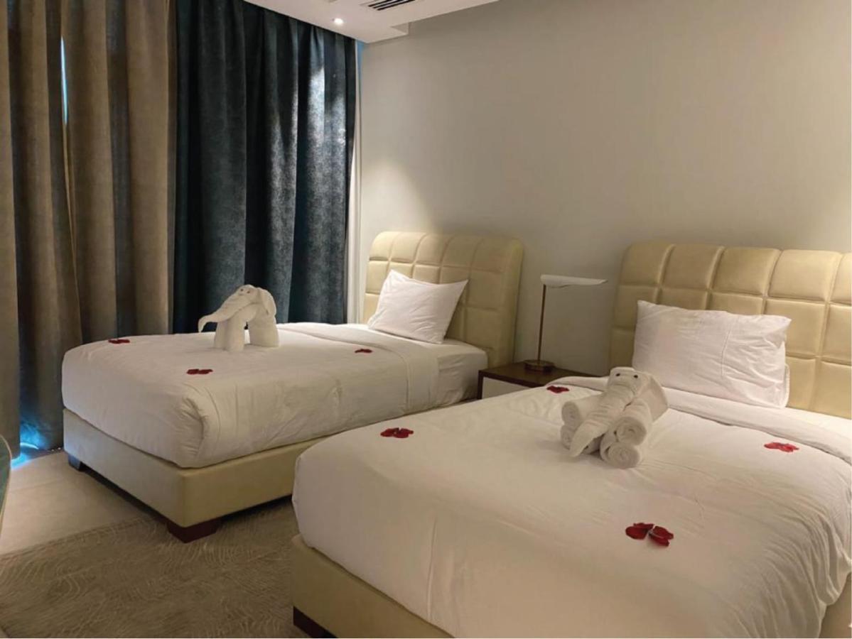 Waterfront Hotel Apartment Lusail Exteriör bild Deluxe room