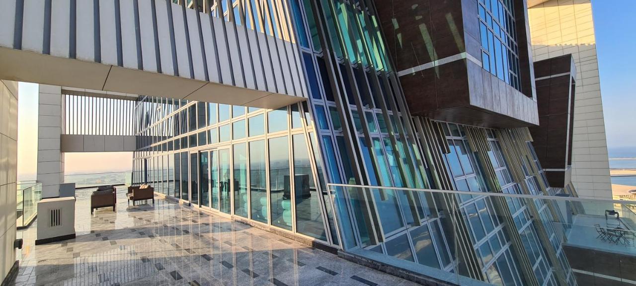 Waterfront Hotel Apartment Lusail Exteriör bild The 360° Sky Lounge